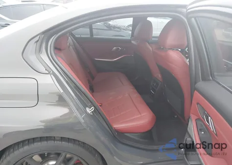 2023 BMW 330I xDrive z USA, uszkodzony, nr VIN 3MW89FF00P8D01223